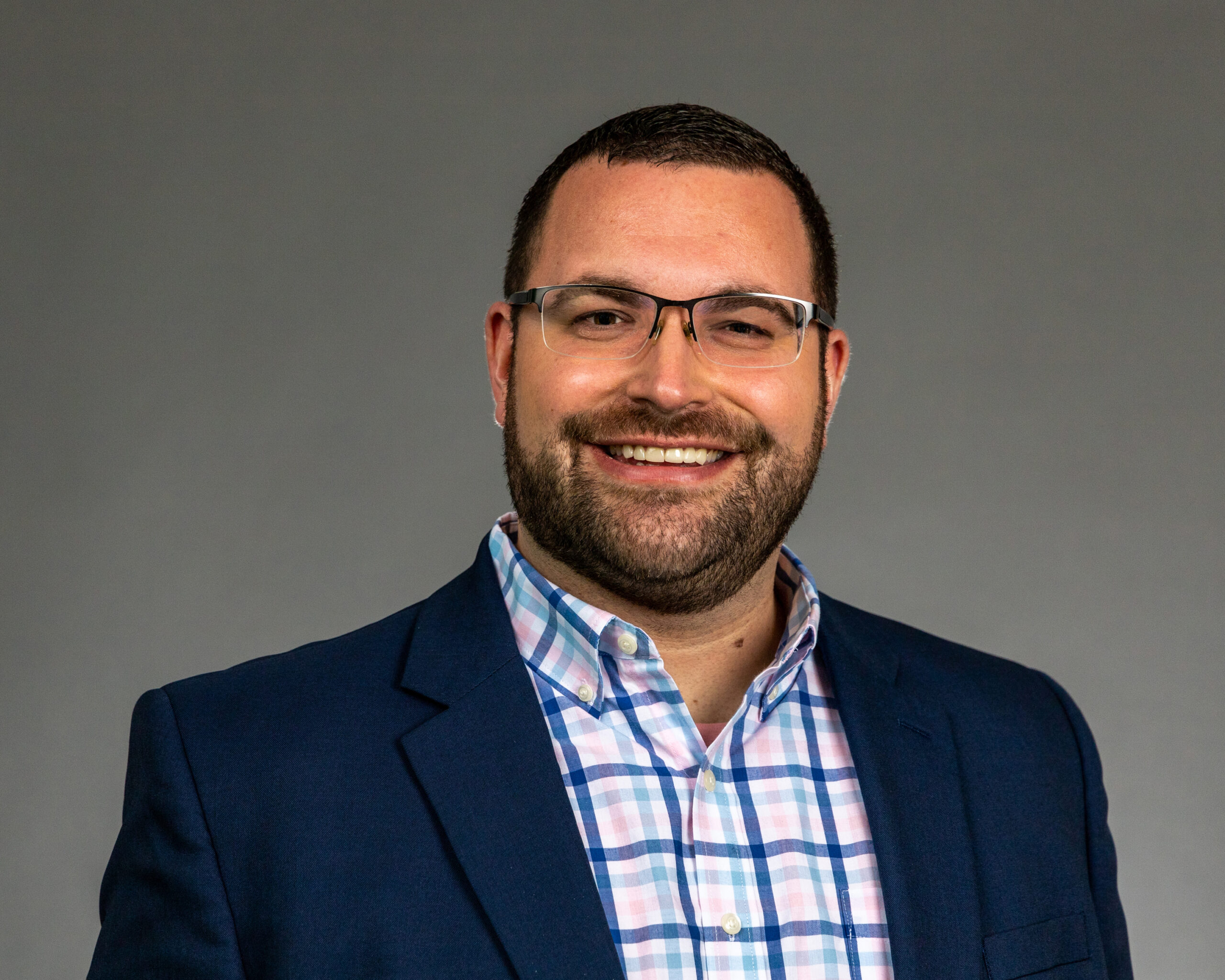 Josh Kornberg horz 10x8 gr - Extol Media Josh Kornberg horz 10x8 gr